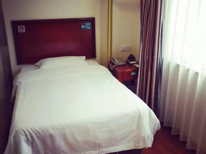 Greentree Inn Beijing Fengtai Dacheng Road Huanleshuimofang Business Hotel Exterior photo