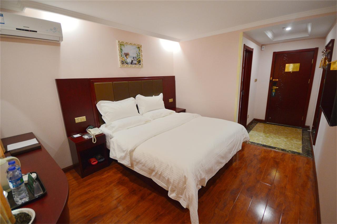 Greentree Inn Beijing Fengtai Dacheng Road Huanleshuimofang Business Hotel Exterior photo